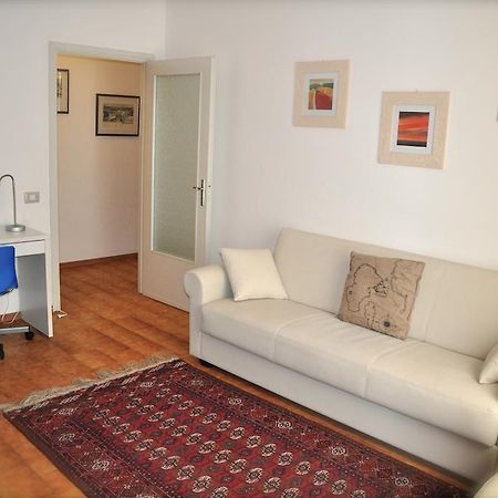 Apartment Parmense Parma Quarto foto