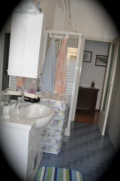 Apartment Parmense Parma Quarto foto